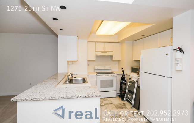 1275 25TH ST NW #803
