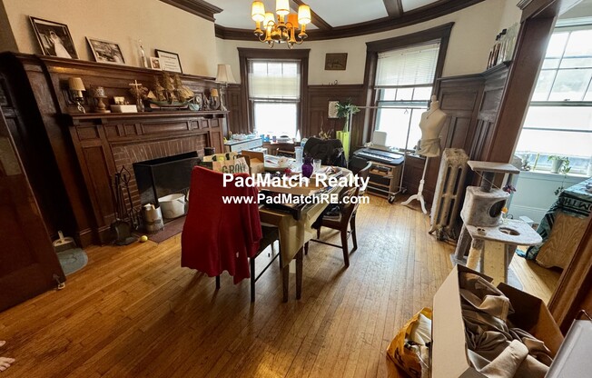 106 STRATHMORE RD