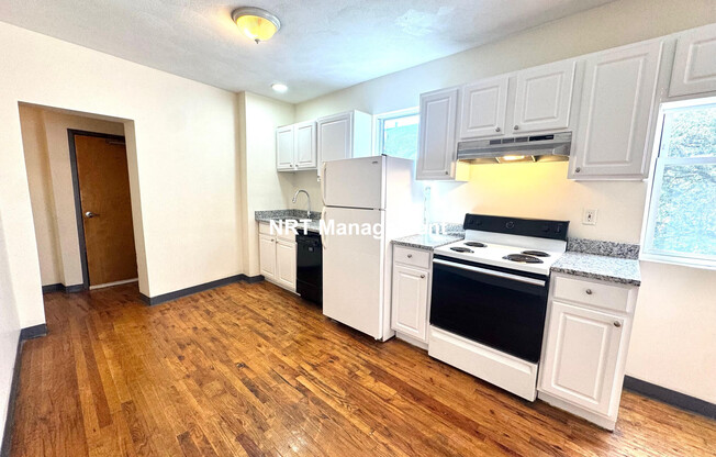 840 Huntington Ave.