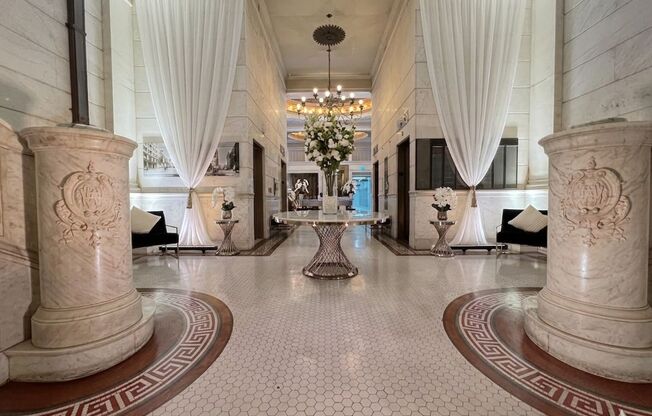 1 bed, 1 bath, 555 sqft, $2,675, Unit 414