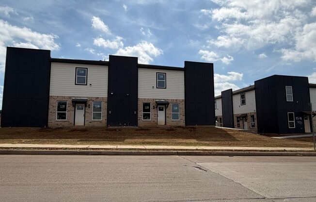 Yasmin Court Townhomes