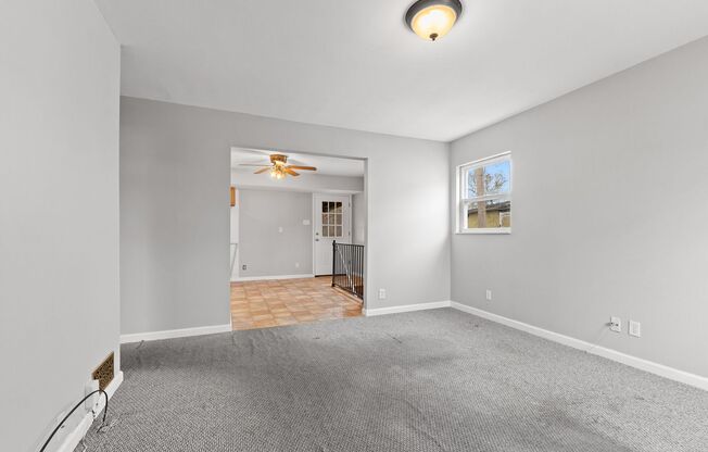 3 beds, 1 bath, $1,225