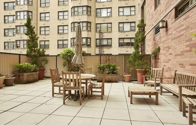 Studio, 1 bath, $3,400, Unit 20C