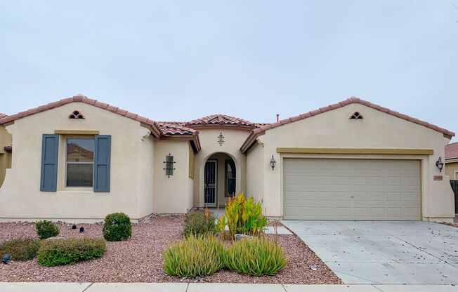AVAILABLE NOW IN OLD STONE RANCH!!!!
