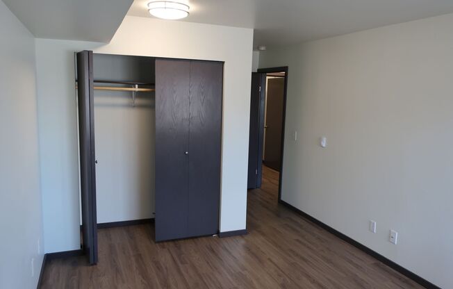 2 beds, 2 baths, 956 sqft, $2,445, Unit 204