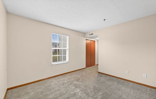 3 beds, 2 baths, 1,100 sqft, $1,150, Unit 2B