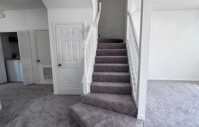 3 beds, 2.5 baths, $1,700