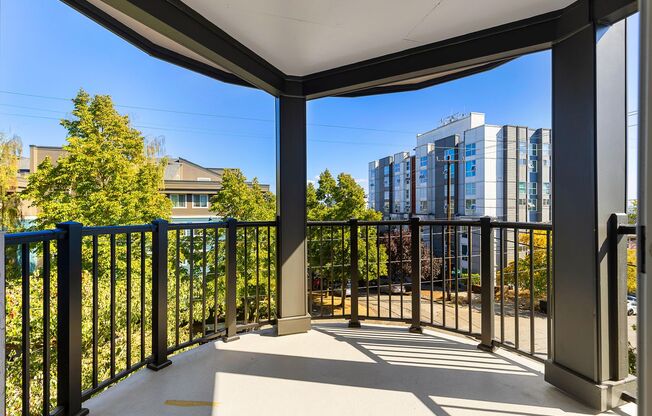 2 beds, 2 baths, 1,005 sqft, $2,795, Unit 402