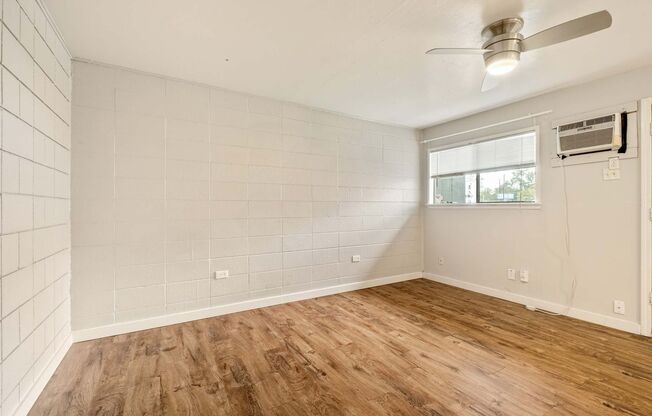 Recently Remodeled Studio Apartment In Hot East Austin!