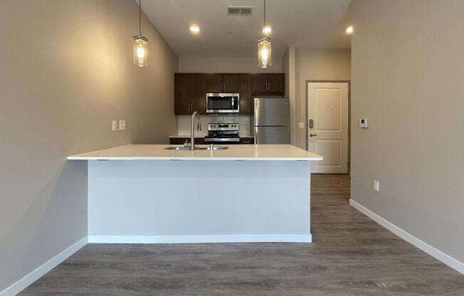 1 bed, 1 bath, 580 sqft, $1,450, Unit 4 - 304