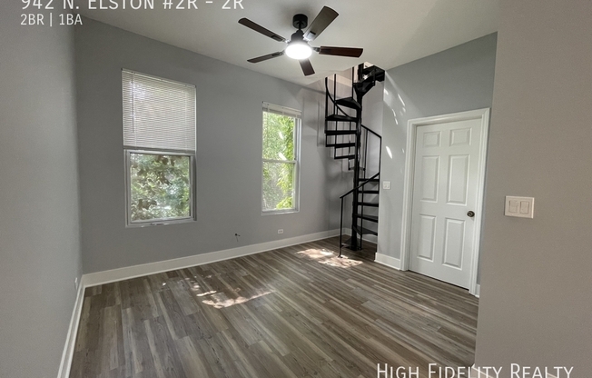942 North Elston Avenue
