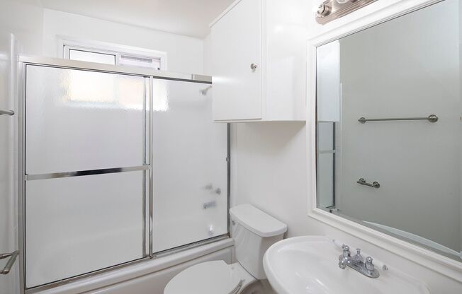 Studio, 1 bath, $1,895, Unit 1327-05