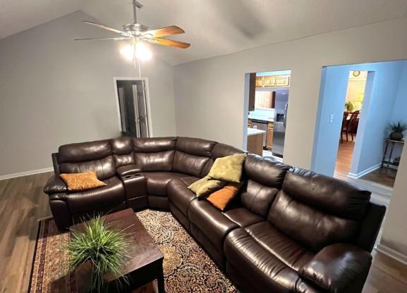 111 NE DR