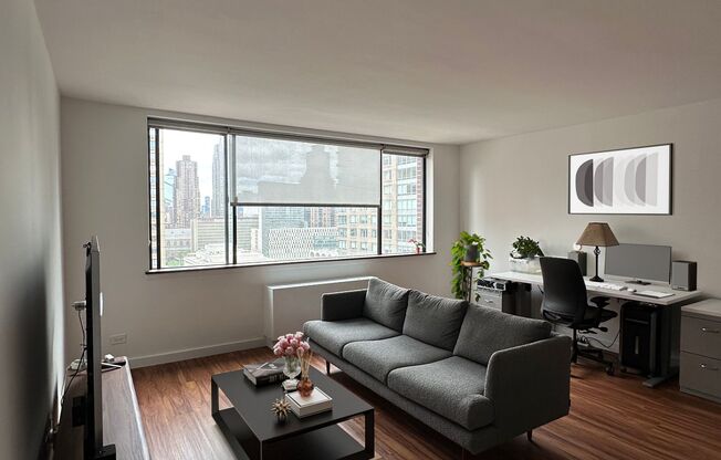 45 W 67 ST