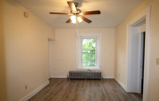 1 bed, 1 bath, 350 sqft, $982, Unit 5