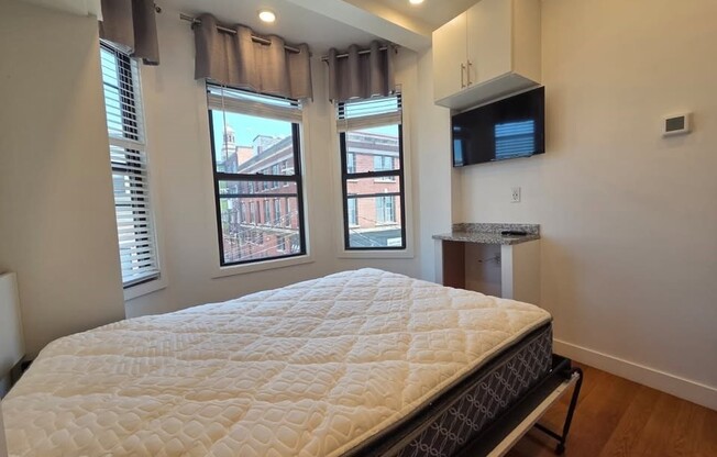 Studio, 1 bath, $1,495, Unit 11
