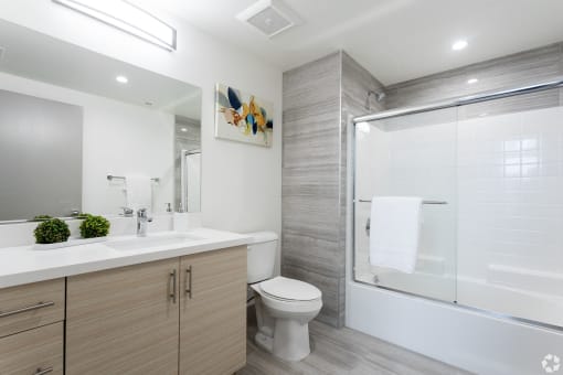 Bathroom With Bathtub at 1039 S. Hobart Blvd. Koreatown/Los Angeles, CA, Los Angeles, 90006