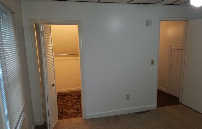 1 bed, 1 bath, 750 sqft, $825, Unit 2