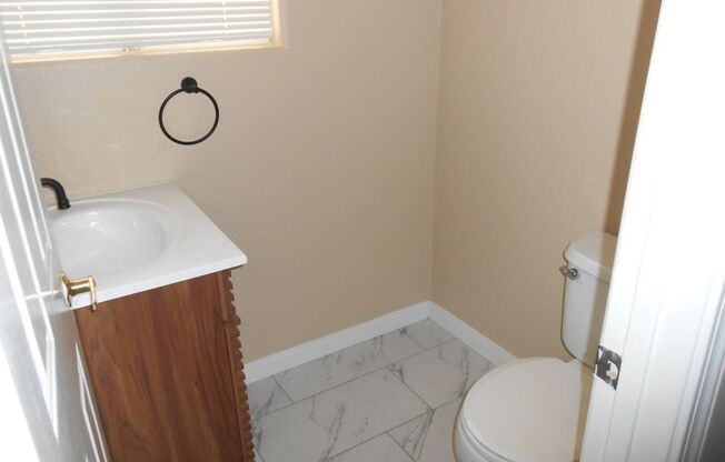 3 beds, 2.5 baths, $2,175