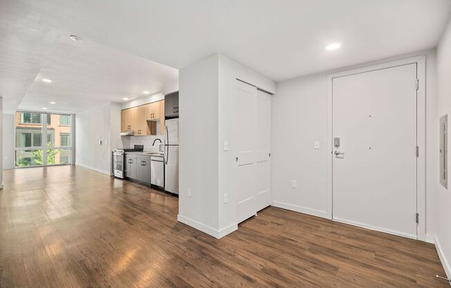 2 beds, 1 bath, 660 sqft, $2,850, Unit 311