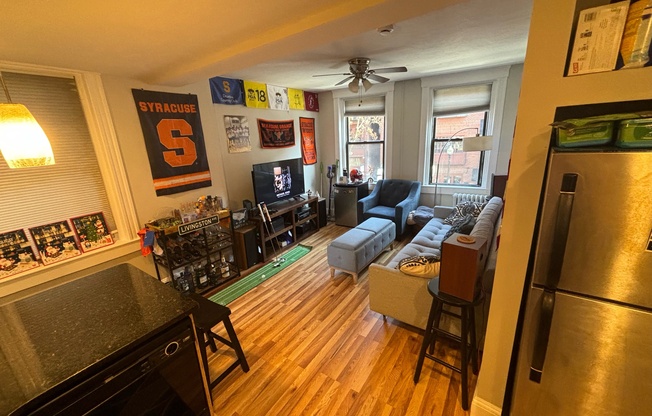 3 beds, 1 bath, $5,025, Unit 2