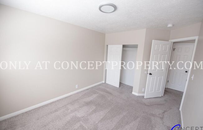 3 beds, 2.5 baths, 1,262 sqft, $2,499, Unit 920