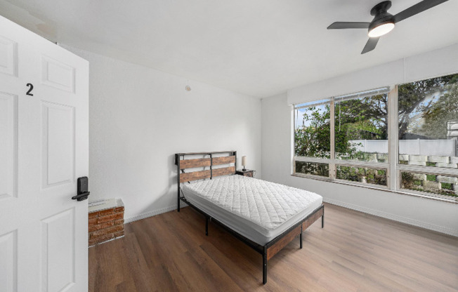 3720 N 36 ST