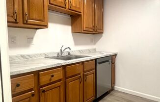 3 beds, 2 baths, $3,595, Unit Unit 4