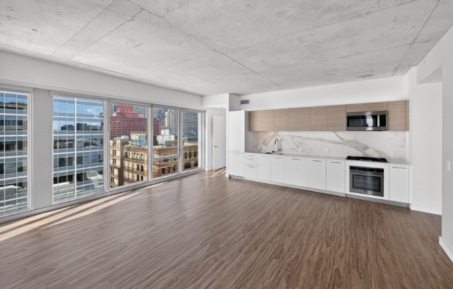 167 N Desplaines St