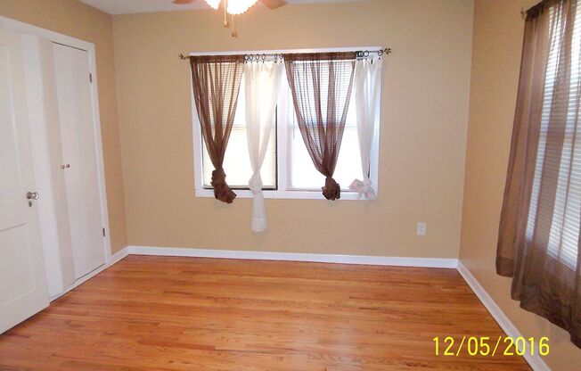 2 beds, 1 bath, $1,000