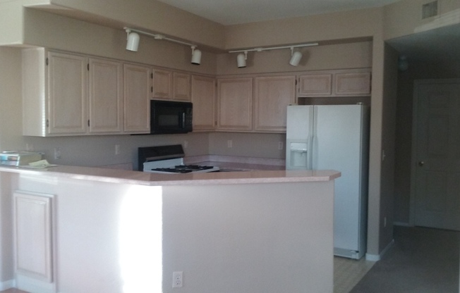 2 beds, 2 baths, $1,500