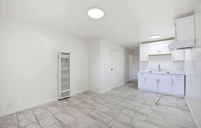 1258 W. 87th