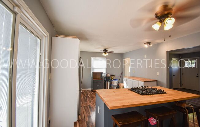 2 beds, 2 baths, $1,450