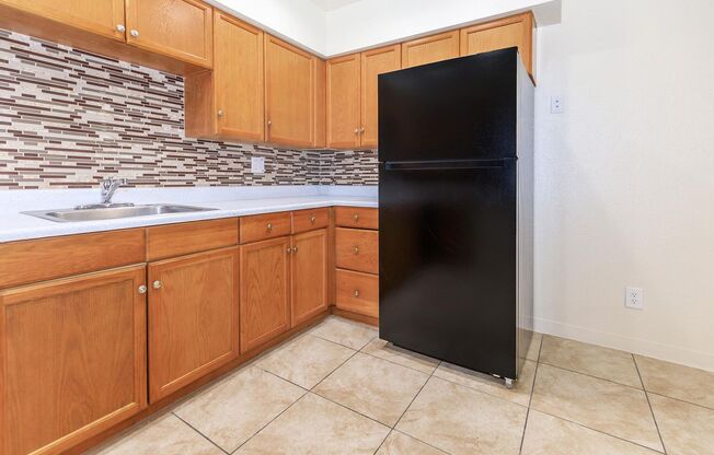 2 beds, 1 bath, 760 sqft, $1,210, Unit 2126