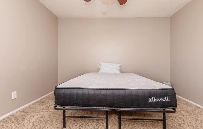 2 beds, 2 baths, 1,030 sqft, $899