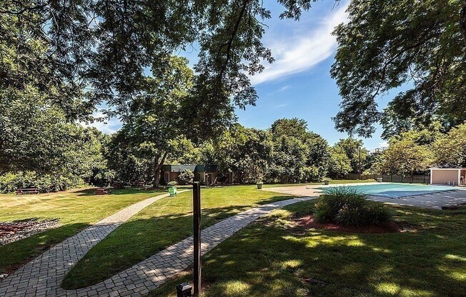 1 bed, 1 bath, 606 sqft, $2,250, Unit 222