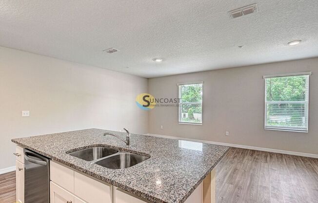1516 YELFORD CIR