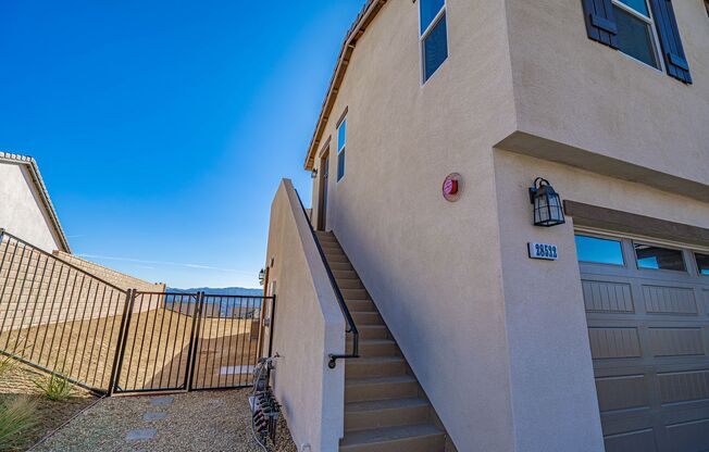 New Construction - Modern 4-Bedroom Single Story Home in the Gated Williams Ranch Community of Castaic