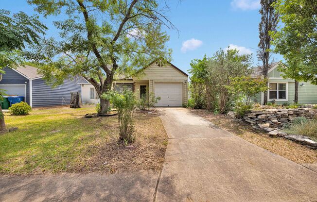 Charming 2-Bedroom, 1-Bathroom Home with Updates!