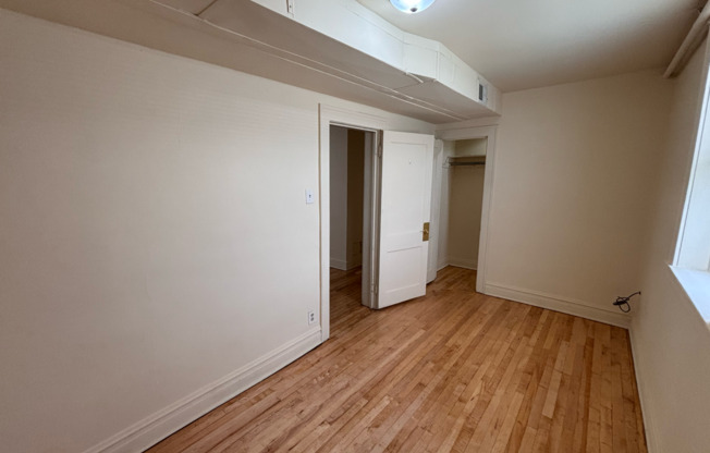3 Bedroom Pet Friendly in Bridgeport
