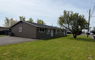 2 Bedroom 1 bath tri-plex