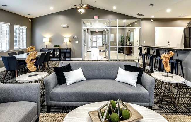Clubhouse lounge area with modern decor at Tamarin Ridge in Lincoln, NE