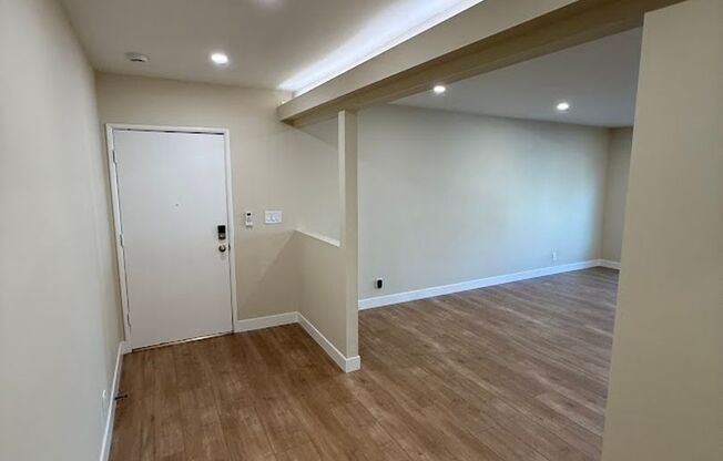 3 beds, 2 baths, 1,400 sqft, $3,295, Unit 10