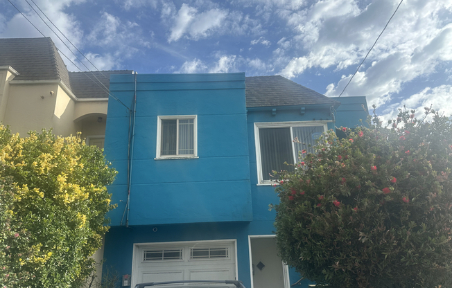 433 PT LOBOS AVE
