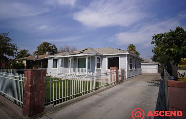 2 beds, 1 bath, 1,195 sqft, $1,500, Unit 1104 El Tejon Ave #A