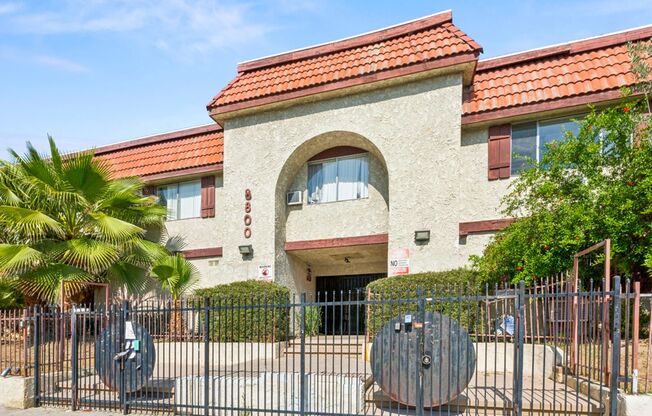Newly Renovated 1BD Condo Available Soon!  ALL Utilities Included!!!