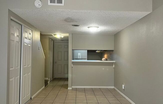 861 Nutmeg Place Unit 16  - Newly Remodeled!!