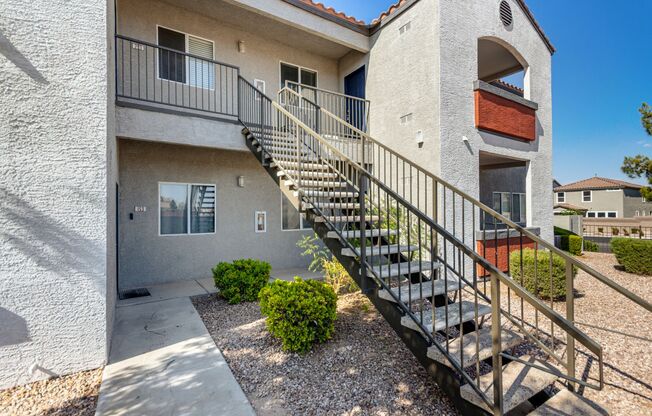2 Bedroom condo in gated community!
