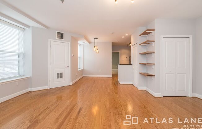 1 Bed/1 Bath off 14th St NW!