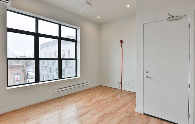 Wicker Park Place- 1504 W. Haddon Ave